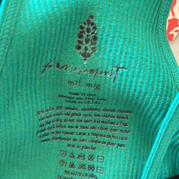 NWT FP Movement cardinal ribbed racerback crop tank - Picture 8 of 8